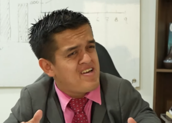 V1301082 Lo que hizo esta sirvienta rompió mi corazón part2