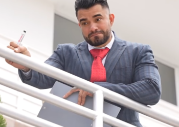 V1301085 Mi padre puso a prueba a mis futuros pretendientes part2