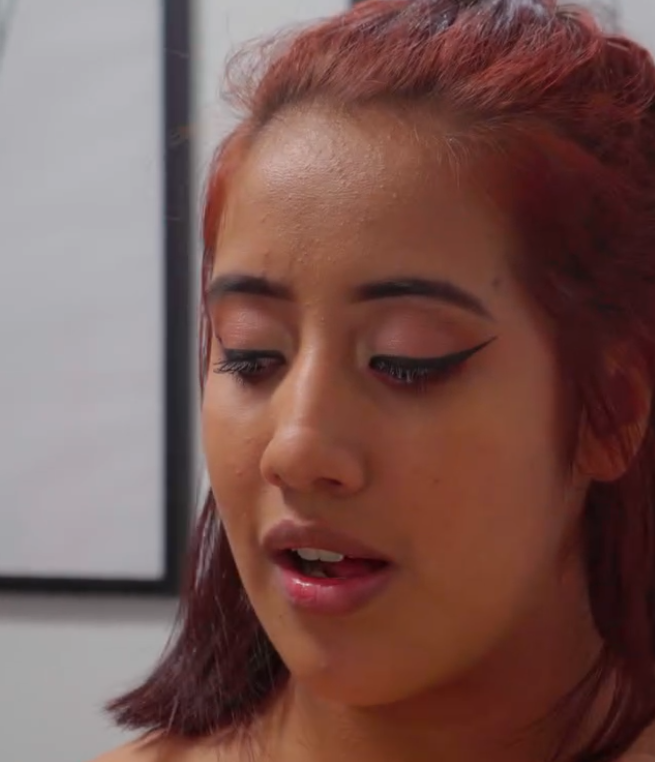 V1601064 Mujer le bota comida a su bebe por su ex part2