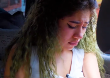 V2301064 Ella no dudó en salvarla part2