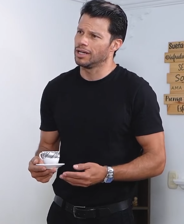 V2301075 Millonario ofrece 100 mil dólares a una mujer casada para que sea su esposa part2