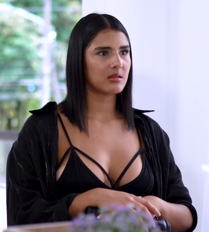 V2301137 La humillaron por su apariencia en su entrevista de trabajo, sin imaginar quien era part2