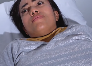 V2301169 Mujer de la calle compra habitante de calle por esta razón part2