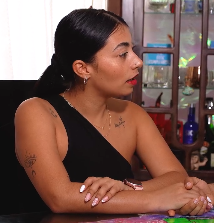 V2301173 Hizo pasar a su novia como la empleada para que su esposa no se diera cuenta part2