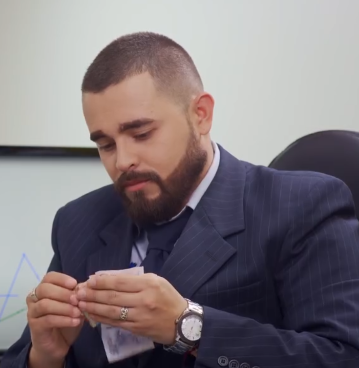 V1601014 Trato mal a su hermano no treniendo en cuenta las vueltas que da la vida part2