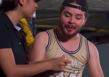 V0901001 Lo humillo por su trabajo sin nunca imaginar en quien se convertiría part2