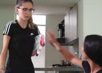 V0901004 Se burlaron de ella por su discapacidad y ser la de limpieza, sin imaginar quien era part2