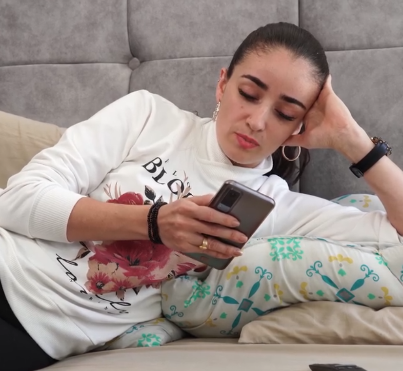 V1601017 Después de años descubrió que su esposo tenia una doble vida part2