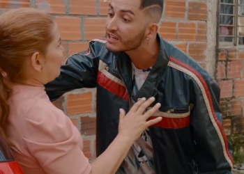 V0701083 Esta taxista salvó mi vida part2