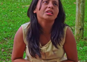 V2101083 Niña millonaria se hace pasar por pobre para poner a prueba su empleada part2