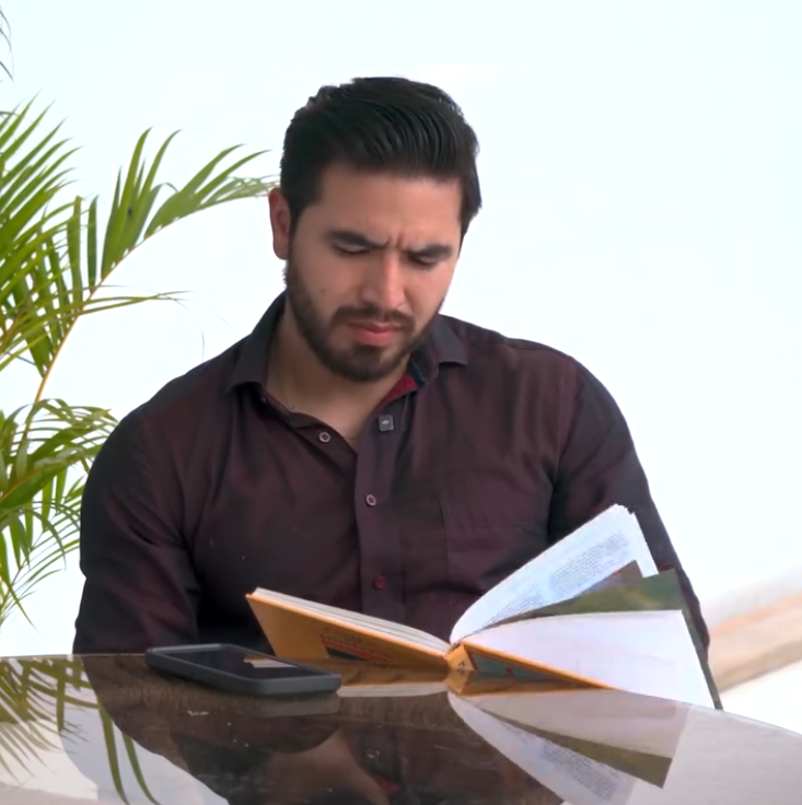 V1001003 Niña vió a su madre con otro hombre su padre y ella se llevaron un gran sorpresa part2