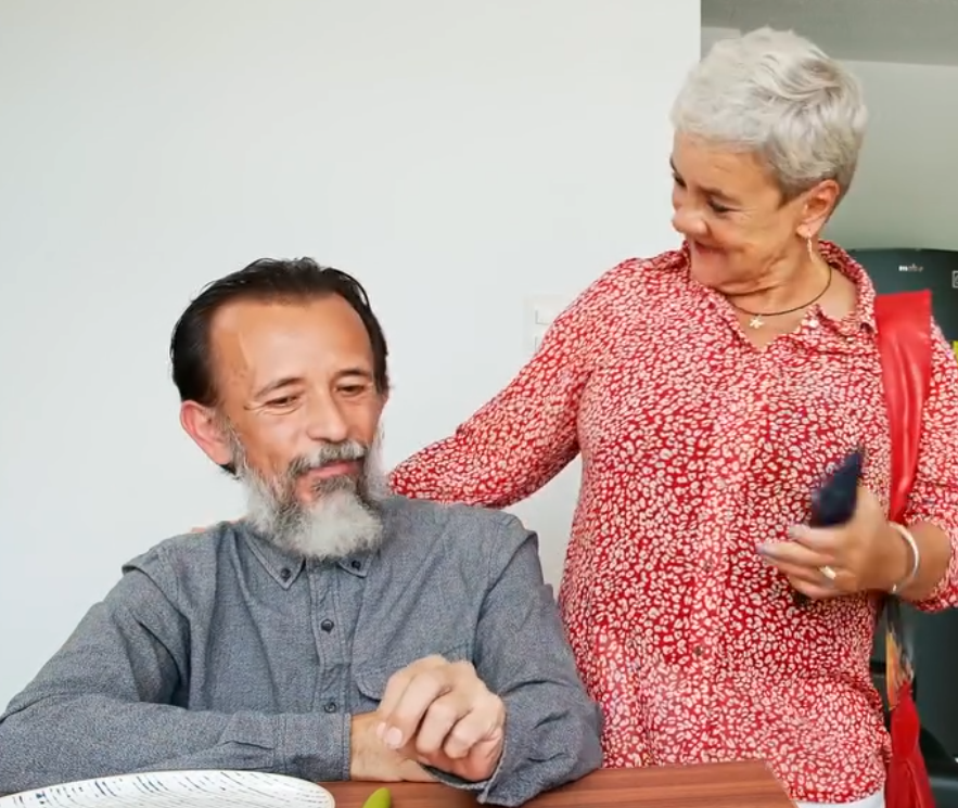 V0701029 A su avanzada edad perdió a su familia por un jovencito sin imaginar como terminaría part2