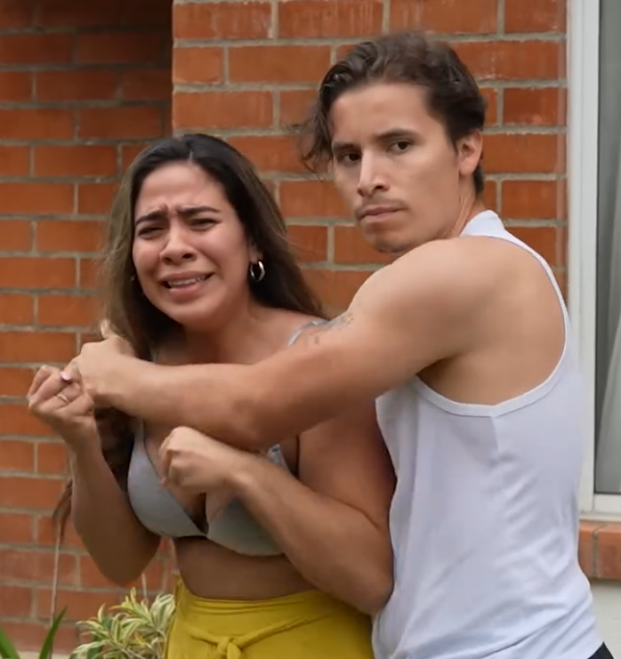 V1301026 Dejó a su esposo por los malos tratos y se enamoró de su mejor amigo part2