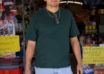 V1301031 Le puso un cajero automático en el asiento de una moto taxi pero no vas a creer porque lo hizo part2