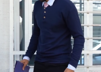 V1601028 Millonario pone a prueba a sus empleados y les da una gran sorpresa part2