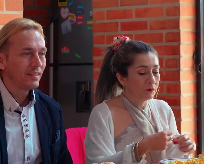 V1601035 Se enamoro de una mujer 20 años mayor que el y esto fue lo que sucedió cuando ella hizo esto part2