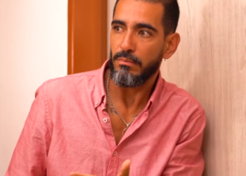 V2101086 Nunca Juegues Con Los Sentimientos De Dos Mujeres Inteligentes part2