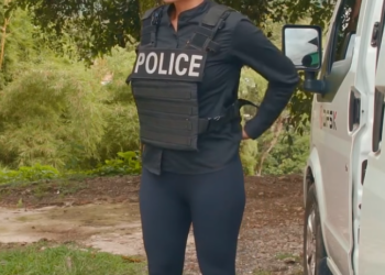 V0901040 Fingió ser ciega para salvarle la vida a esta chica part2