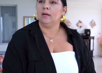 V0901235 Dueño de hacienda se hizo pasar por empleado para darle una lección de humildad a estas chicas part2