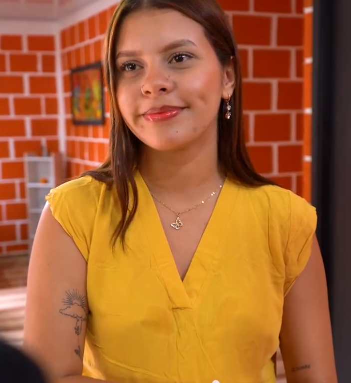 V1601037 Mi prima llego a mi casa sin imaginar lo que pasaría part2