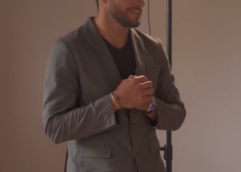 V1601038 Se volvió millonaria después que su esposo la maltrataba part2