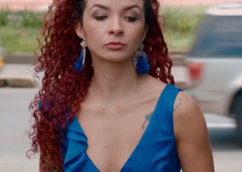 V2301104 Este hombre vivía con la esposa y la amante en la misma casa part2