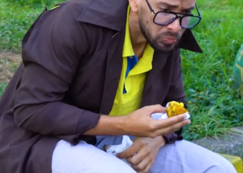 V2301107 Millonario come con un vagabundo sin saber quien era part2