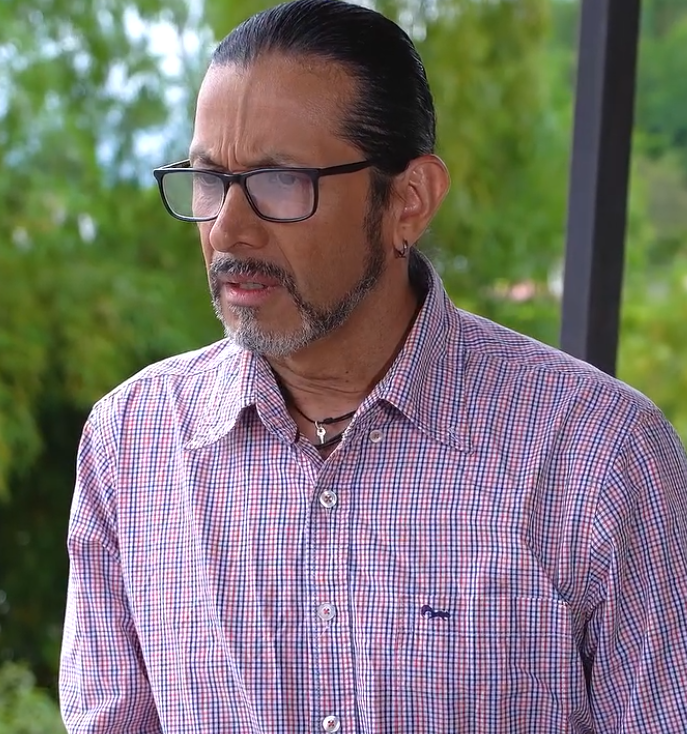 V0901050 Ayudó a esta chica, sin saber que seria el amor de su vida part2