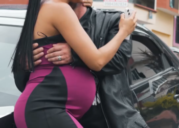 V1001018 Regresé de USA me enteré que mi esposa se gastaba mi dinero con su amante part2