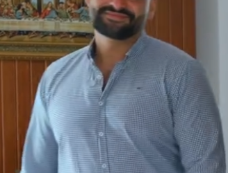 V1001021 Dejo a su hermana gemela a cargo de su esposo part2