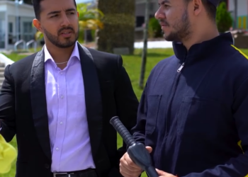 V1601049 Se metió con la mujer equivocada y recibió una gran lección part2