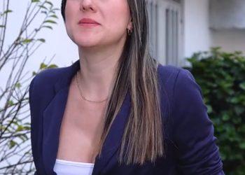 V2301055 Se hizo pasar por otro en internet para enamorarme part2