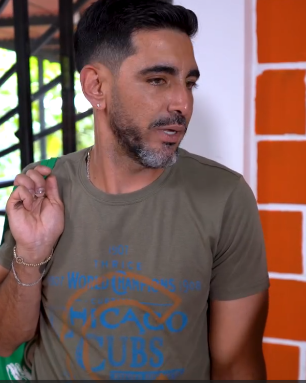 V2301111 Millonario se hace pasar por pobre para probar la lealtad de su esposa part2