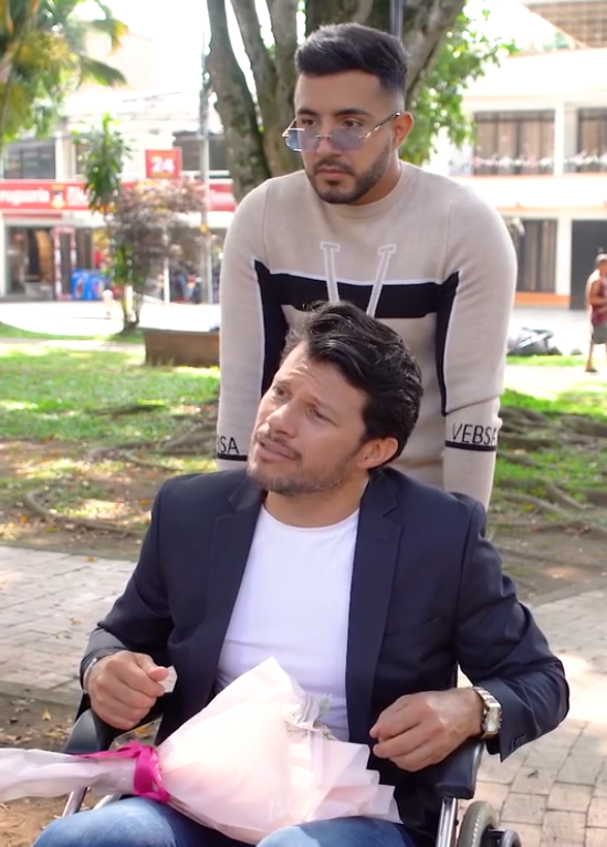 V2301115 Fingió estar en silla de ruedas para probar a su novia interesada part2