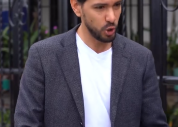 V2301159 Niña millonaria le regala sus zapatos finos a una niña pobre de la calle por esta razón part2