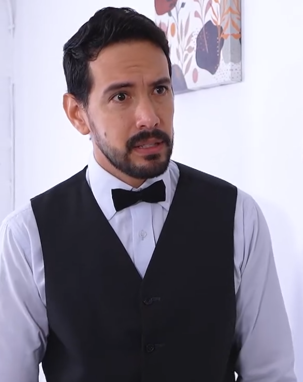 V2201053 Escribió esto debajo de su pies para pedir ayuda y terminó pasando esto part2