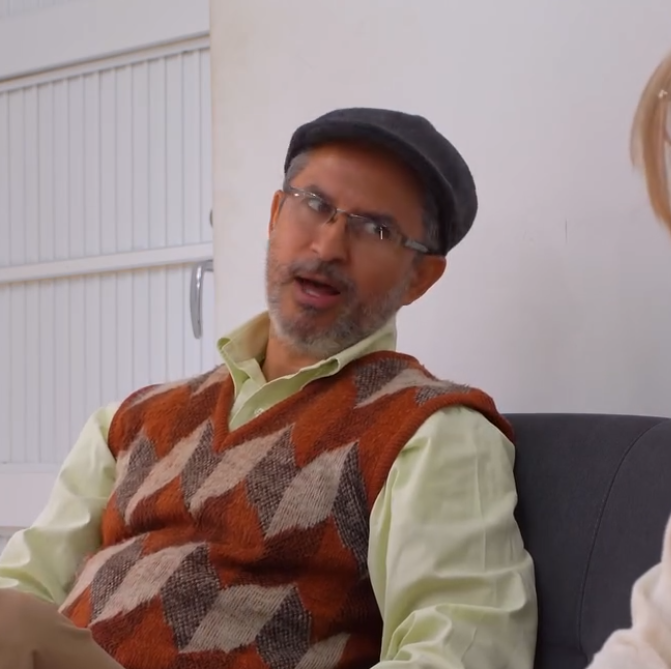 V0801100 Esta madre niega a su hija para salir con un hombre con dinero part2