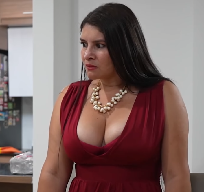 V1301008 Se metió con un anciano por su jubilación y lo termino pagando muy caro part2