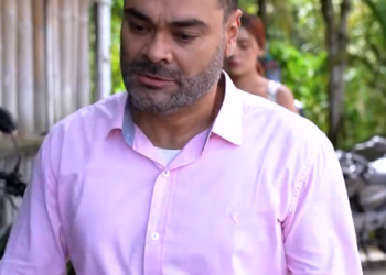 V0901244_Llegó a su casa de sorpresa y encontró a la esposa con su amante_1441311799838357_part2