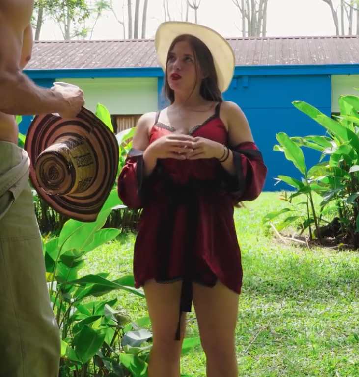 V0901102 Patrona enamoró al empleado estando casada sin saber la sorpresa que le esperaba part2