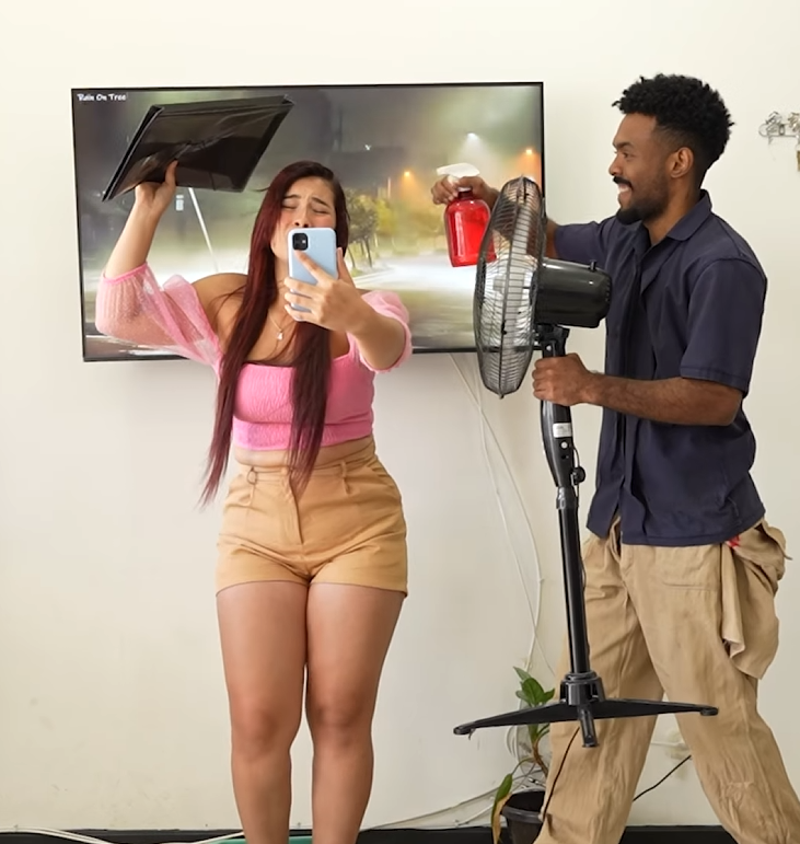 V2201093 Fingió estar en una tormenta para poder estar con su amante part2