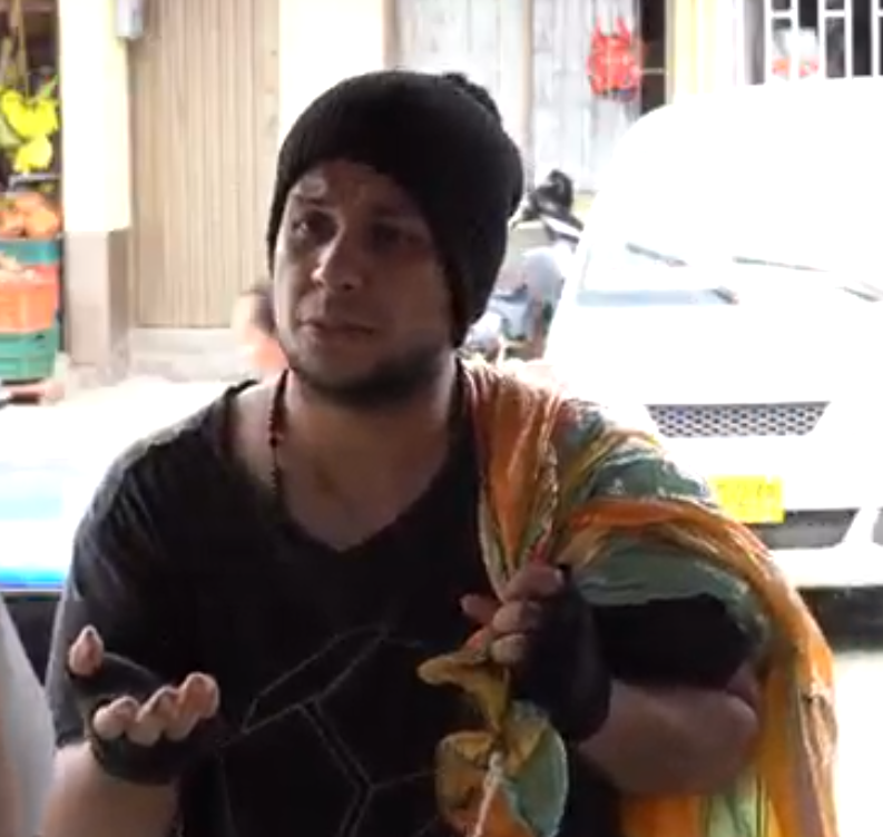 V2101035 Lo humillaron por ser indigente, sin nunca imaginar que el haría esto part2