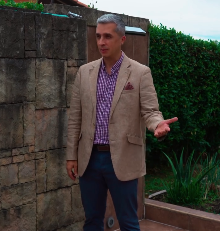 V2801114 Se enamoró de este millonario para ser su heredera sin imaginar que era su abuelo part2