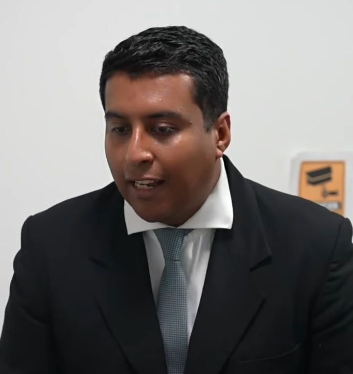 V1301109 Humillaron a un vagabundo en la calle pero al final los sorprendió con lo que hizo part2