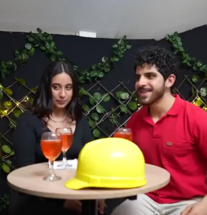 V1301118 Albañil descubre a su esposa con otro hombre frente suyo pero al final ella se lleva una gran lección part2