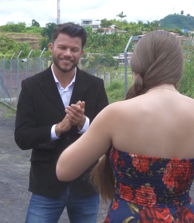 V2801181 Jefe se enamora de la conserje de una manera muy extraña part2