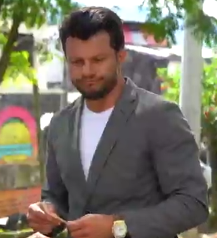 V2801185 Nunca se imaginó que la chica que buscaba siempre estuvo ahí part2