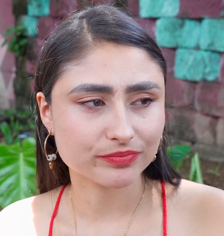 V2801240 Intentó quitarle la cartera a esta chica sin imaginar que ella haría esto part2