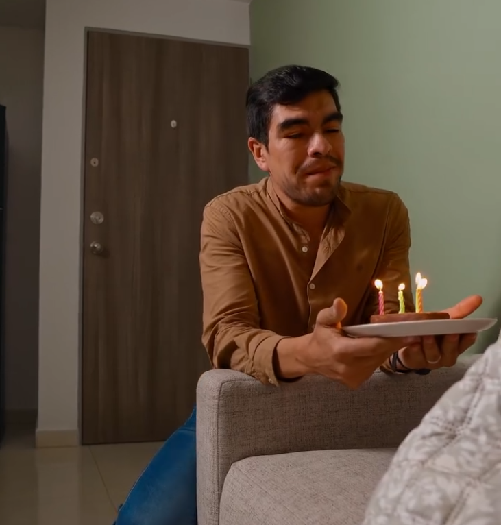 V2801053 Su novio la humilló por no usar un sujetador part2