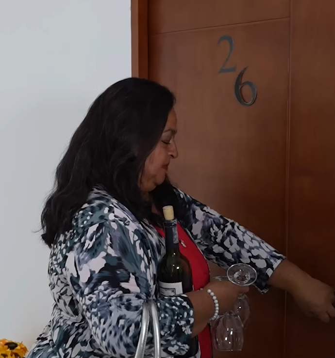 V1301131 Militar llegó de años de servicio y encontró a su madre embarazada de su esposo part2